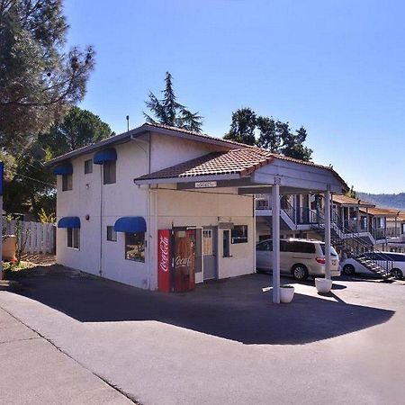 Americas Best Value Inn And Suites Clearlake Buitenkant foto