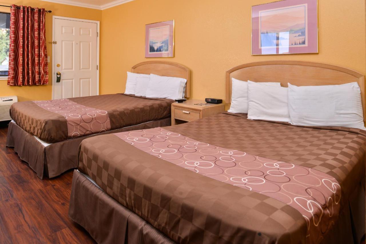 Americas Best Value Inn And Suites Clearlake Buitenkant foto